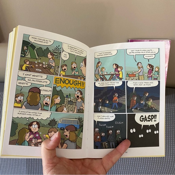Raina Telgemeier Graphic Novels- 3 Books Available - Picture 2 of 2